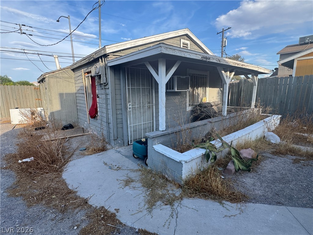 1828 Harvard Street North Las Vegas NV 89030