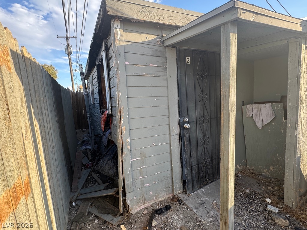 1828 Harvard Street North Las Vegas NV 89030