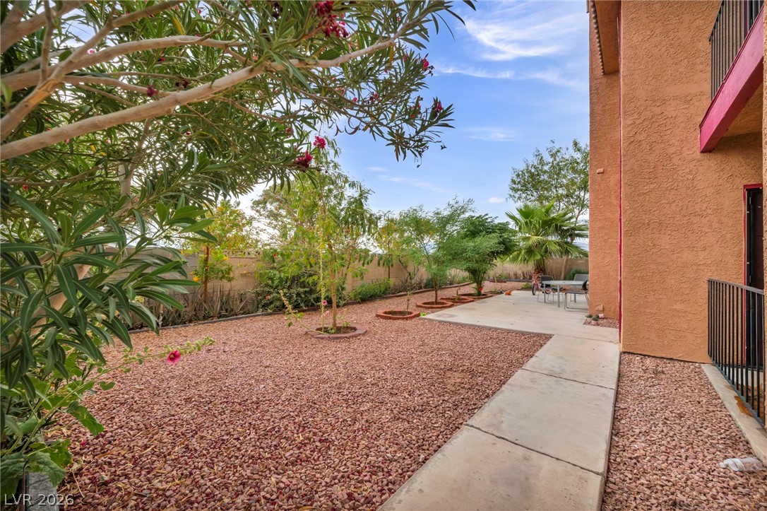 2209 Exeter Drive Las Vegas NV 89156