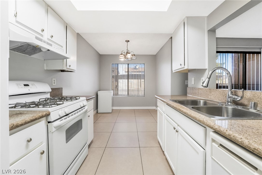 4580 Carriage Park Drive Las Vegas NV 89121