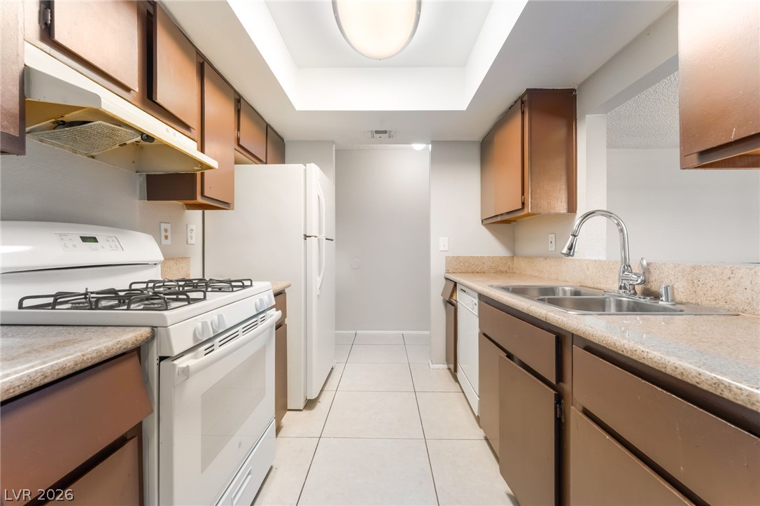 4580 Carriage Park Drive Las Vegas NV 89121