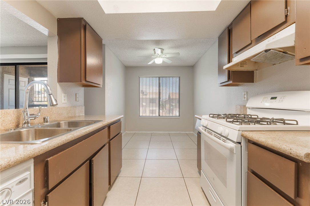 4580 Carriage Park Drive Las Vegas NV 89121