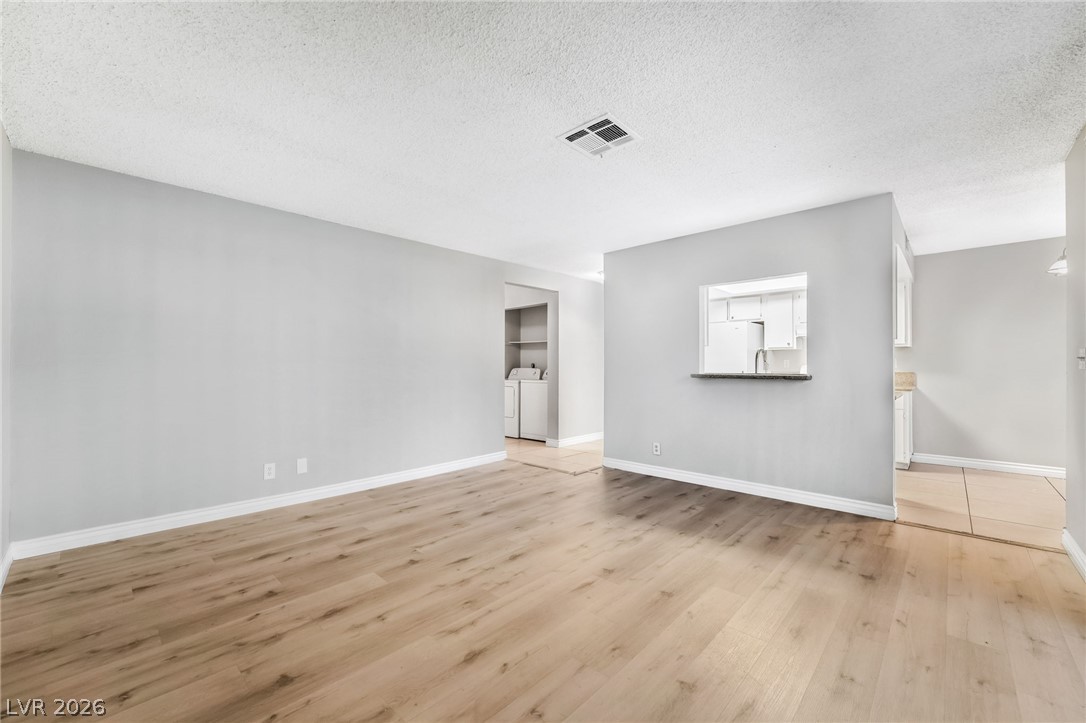 4580 Carriage Park Drive Las Vegas NV 89121