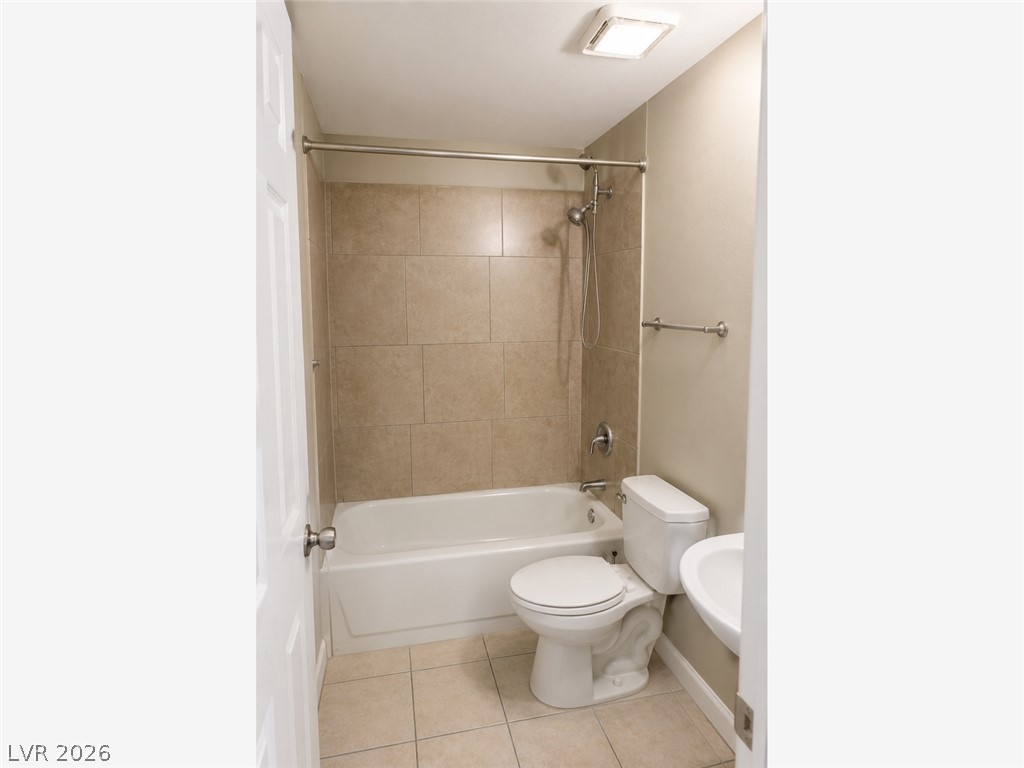 6938 Issac Avenue Las Vegas NV 89156