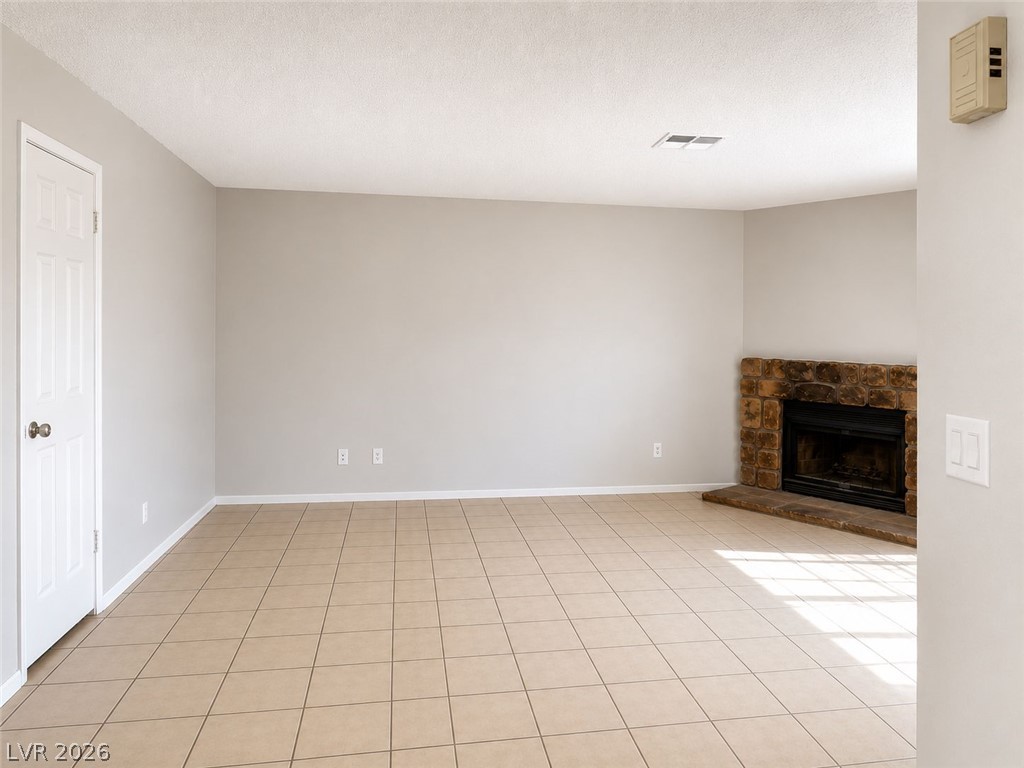 6938 Issac Avenue Las Vegas NV 89156
