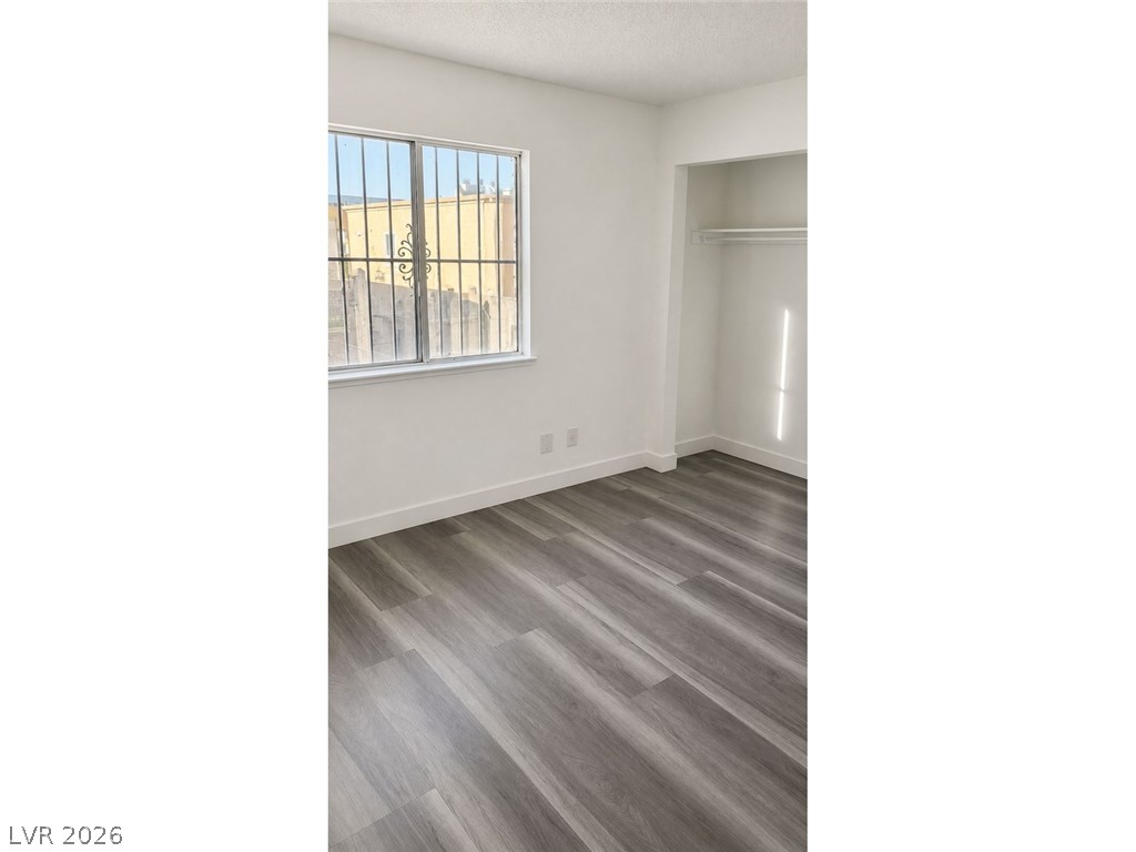 6938 Issac Avenue Las Vegas NV 89156