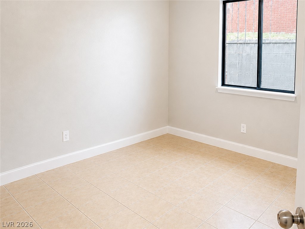 6938 Issac Avenue Las Vegas NV 89156