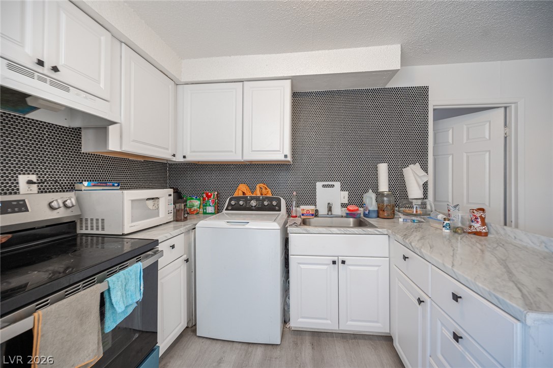 2937 Stewart Avenue Las Vegas NV 89101