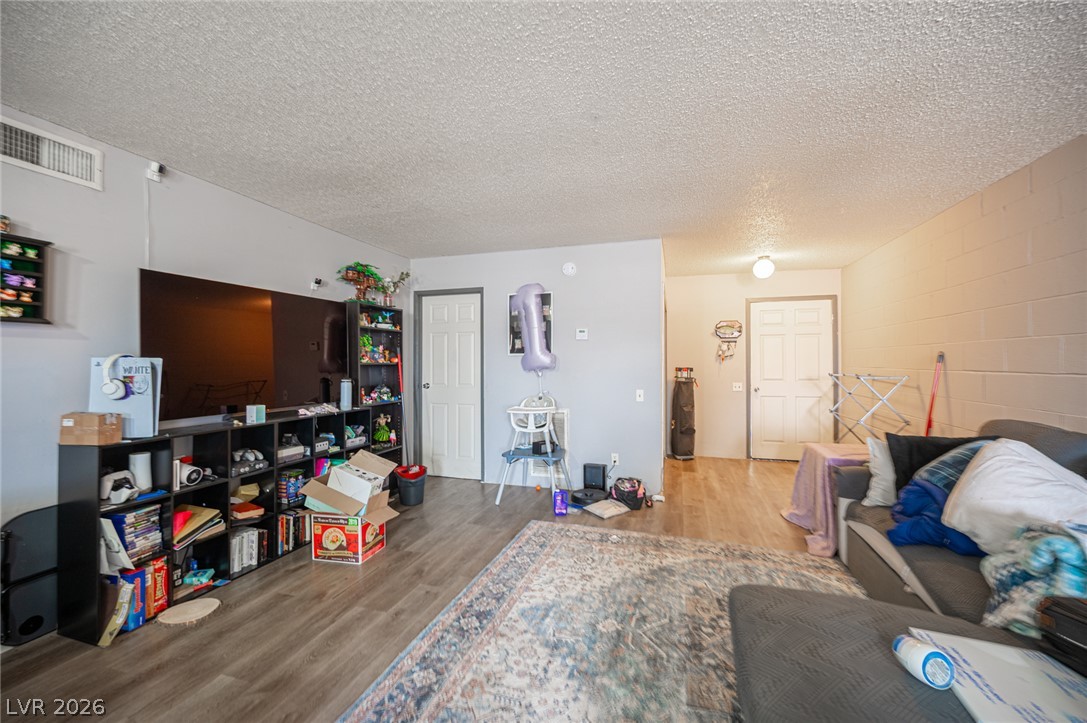 2937 Stewart Avenue Las Vegas NV 89101
