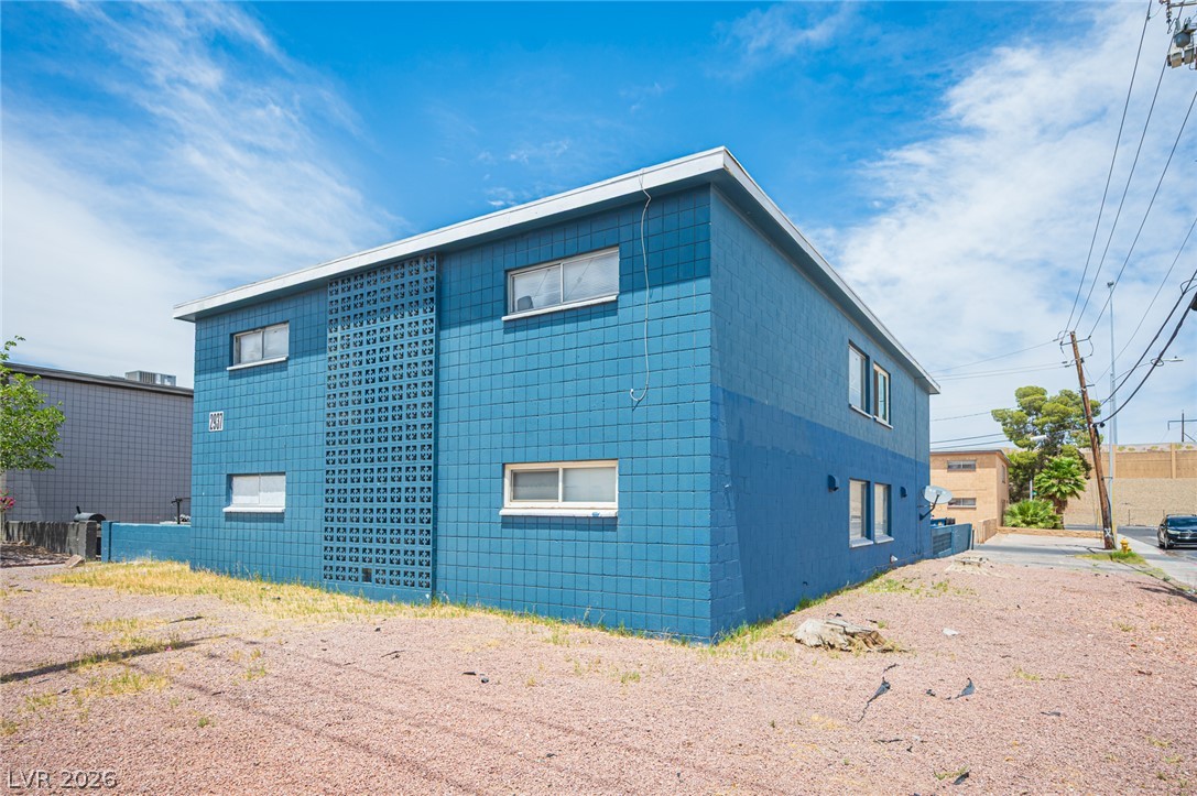 2937 Stewart Avenue Las Vegas NV 89101