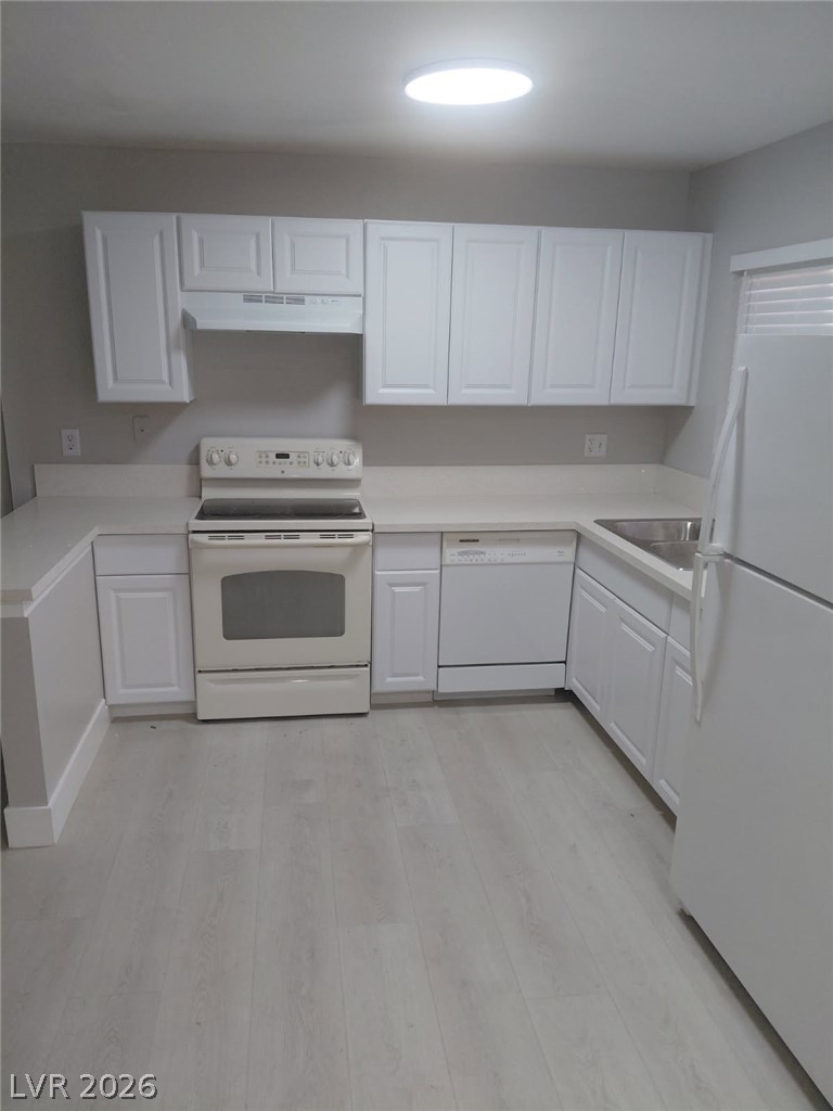 5228 Garden Lane Las Vegas NV 89119