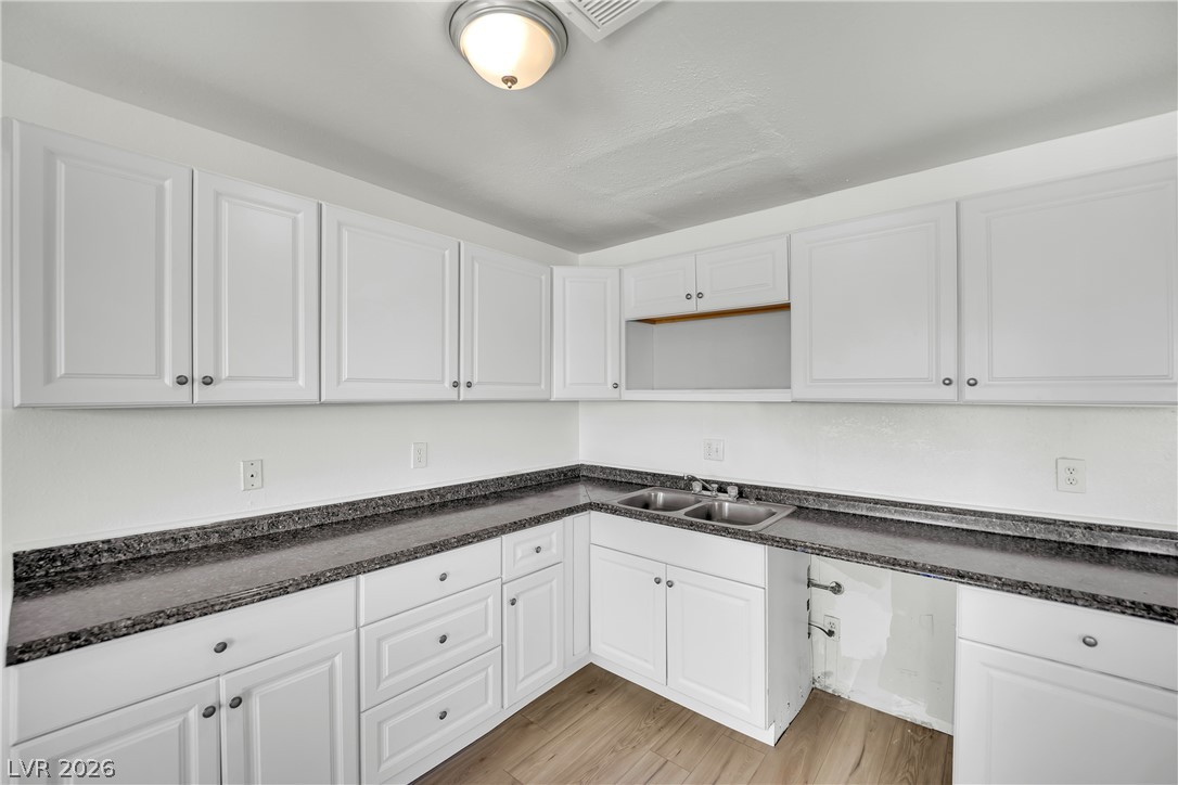2341 Exeter Drive Las Vegas NV 89156