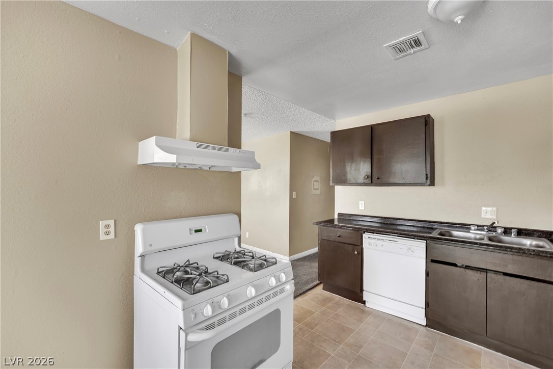 2341 Exeter Drive Las Vegas NV 89156