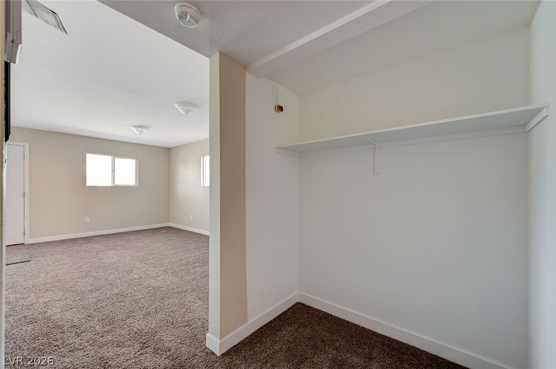 6937 Issac Avenue Las Vegas NV 89156
