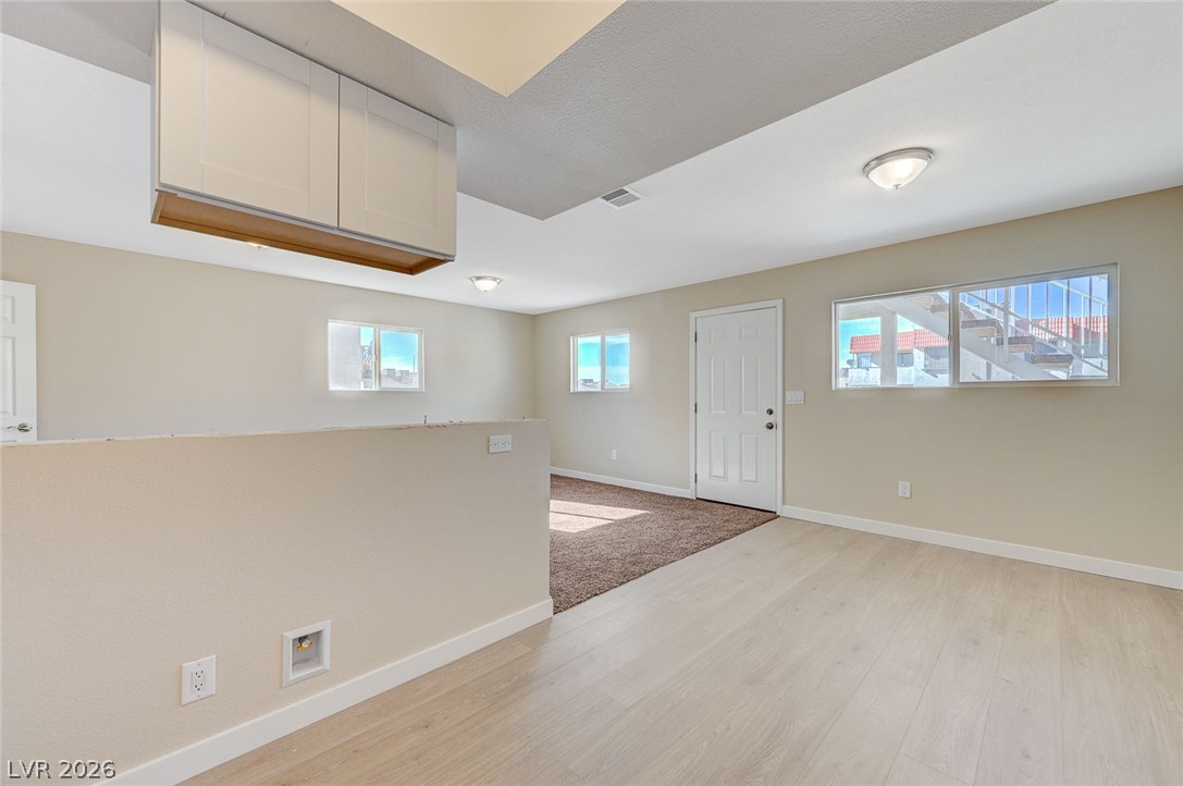 6937 Issac Avenue Las Vegas NV 89156