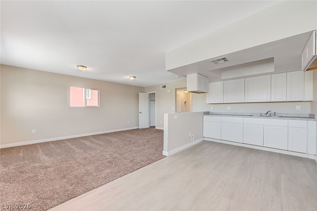 6937 Issac Avenue Las Vegas NV 89156
