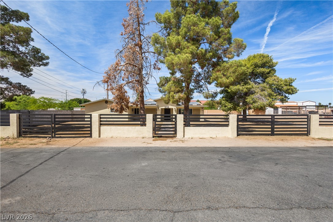 535 Straight Street Las Vegas NV 89110