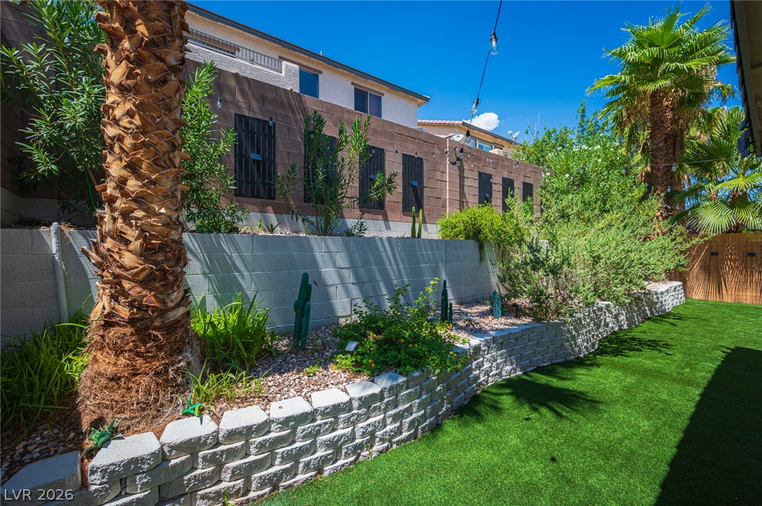 331 Dartmouth Hills Street Las Vegas NV 89138