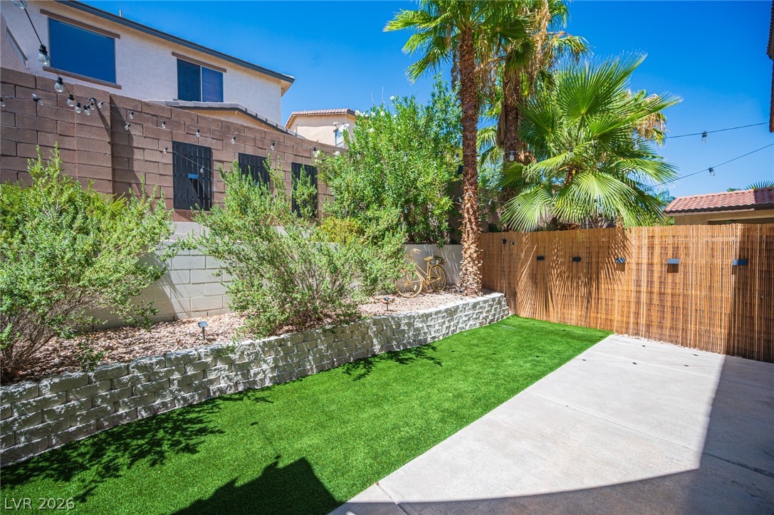 331 Dartmouth Hills Street Las Vegas NV 89138