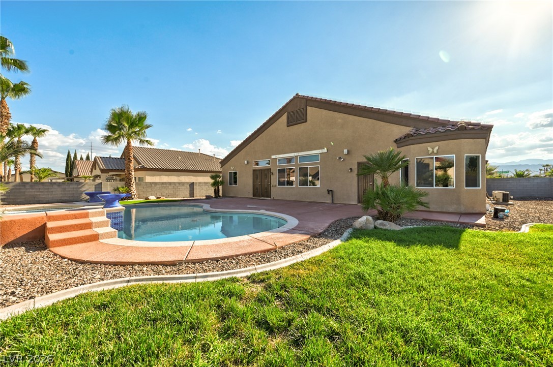 6492 Lantana Falls Court Las Vegas NV 89131