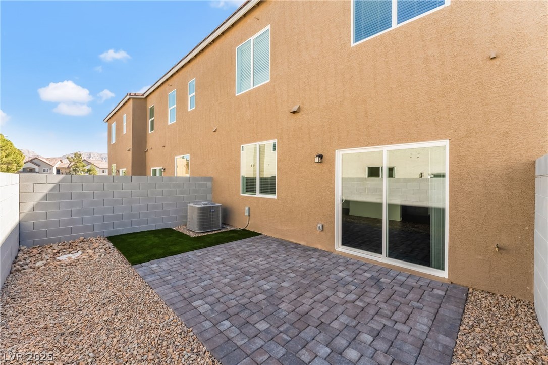 1482 Stellar Summit Street Las Vegas NV 89110