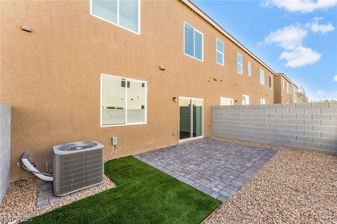 1482 Stellar Summit Street Las Vegas NV 89110