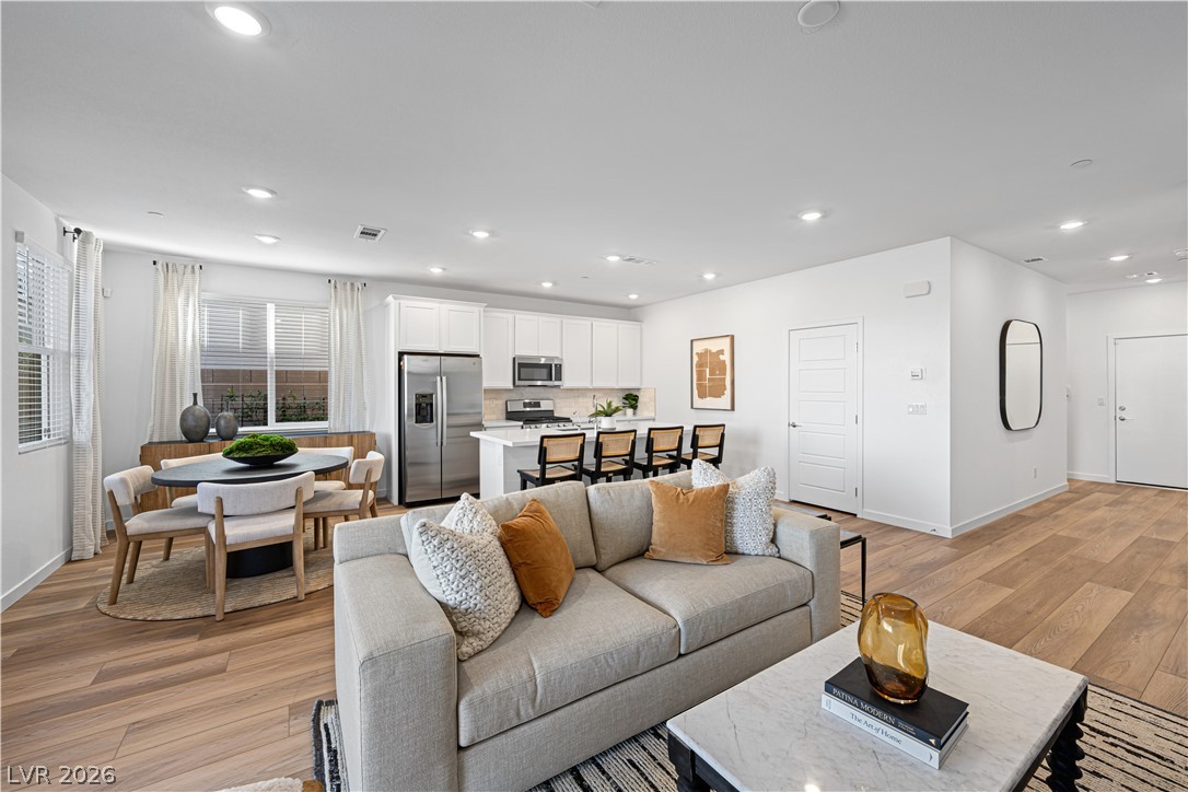 1718 Strada Nathan Henderson NV 89011
