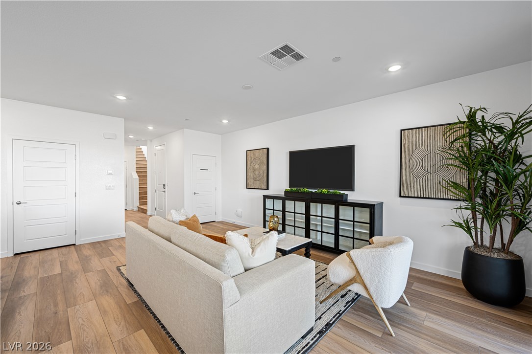 1718 Strada Nathan Henderson NV 89011