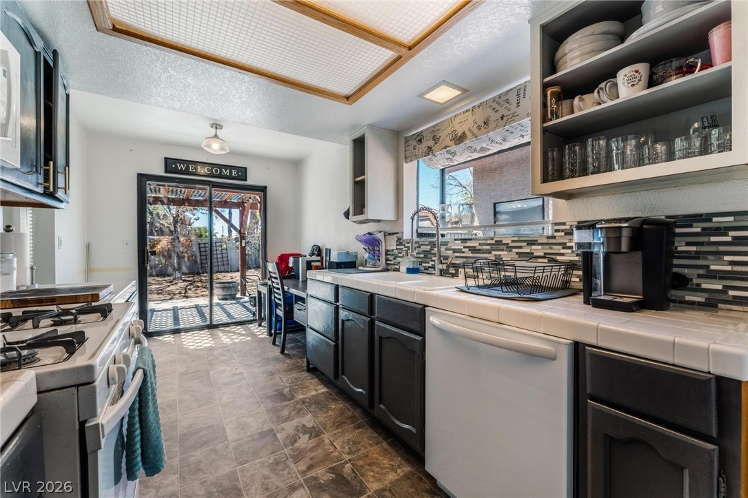 6673 Pleasant Plains Way Las Vegas NV 89108