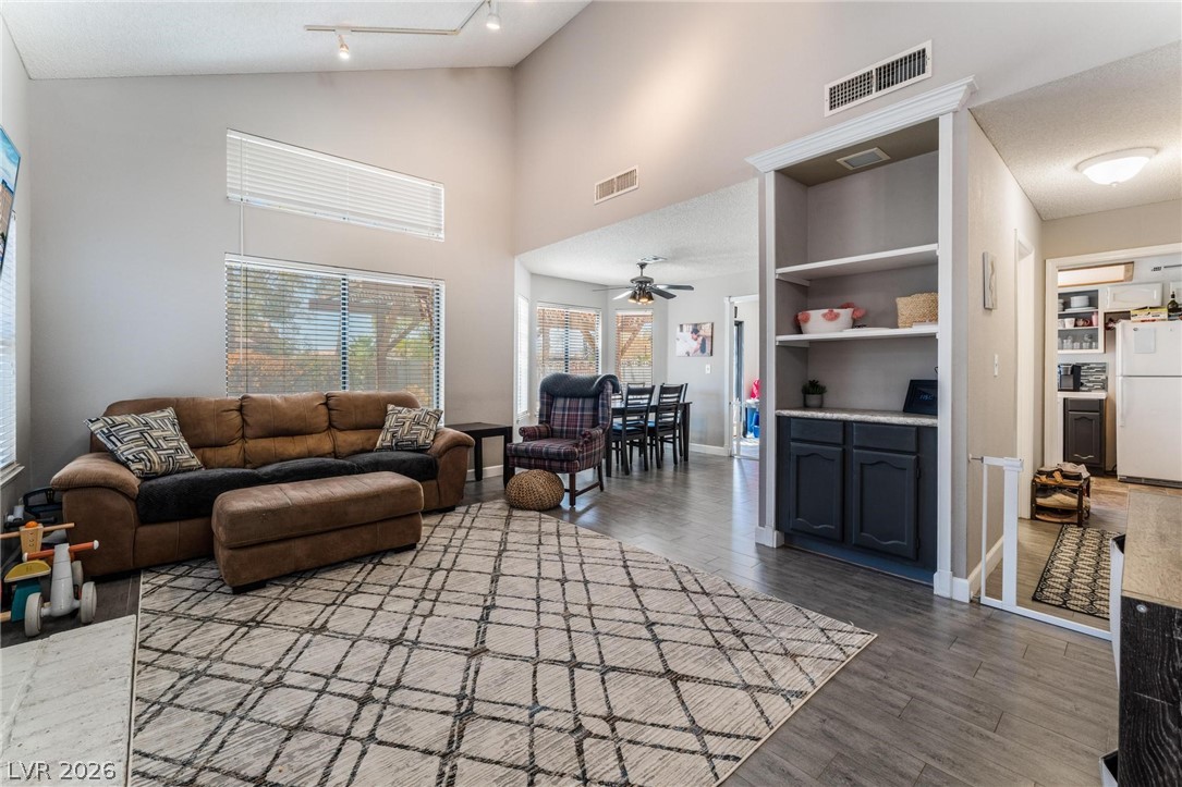 6673 Pleasant Plains Way Las Vegas NV 89108