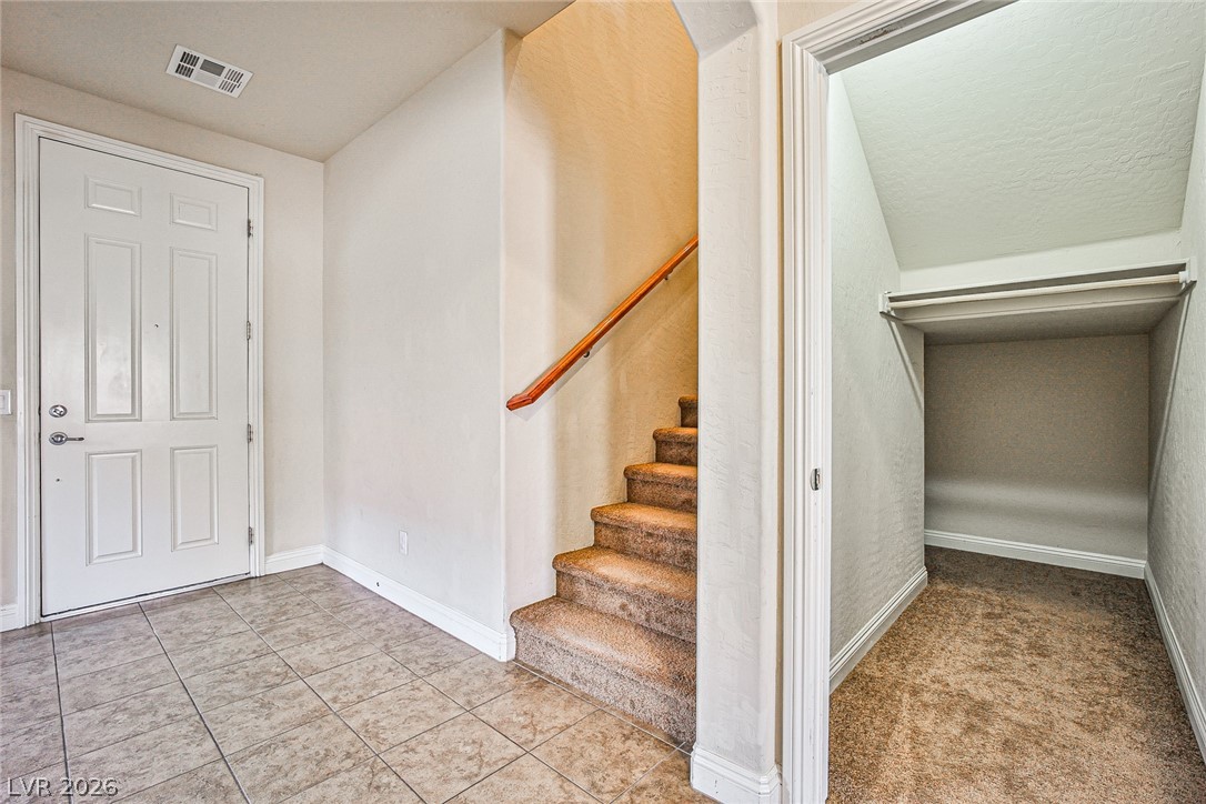 174 White Mule Avenue Las Vegas NV 89148