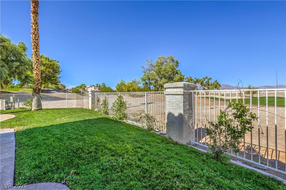 5152 Forest Oaks Drive Las Vegas NV 89149