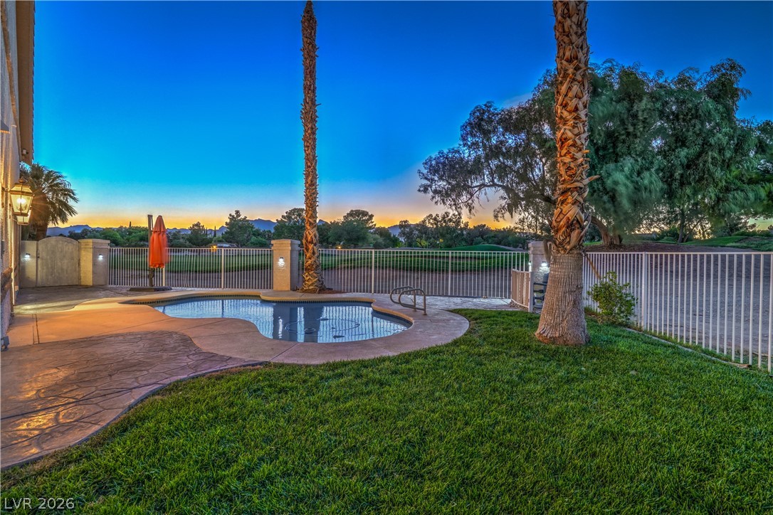 5152 Forest Oaks Drive Las Vegas NV 89149