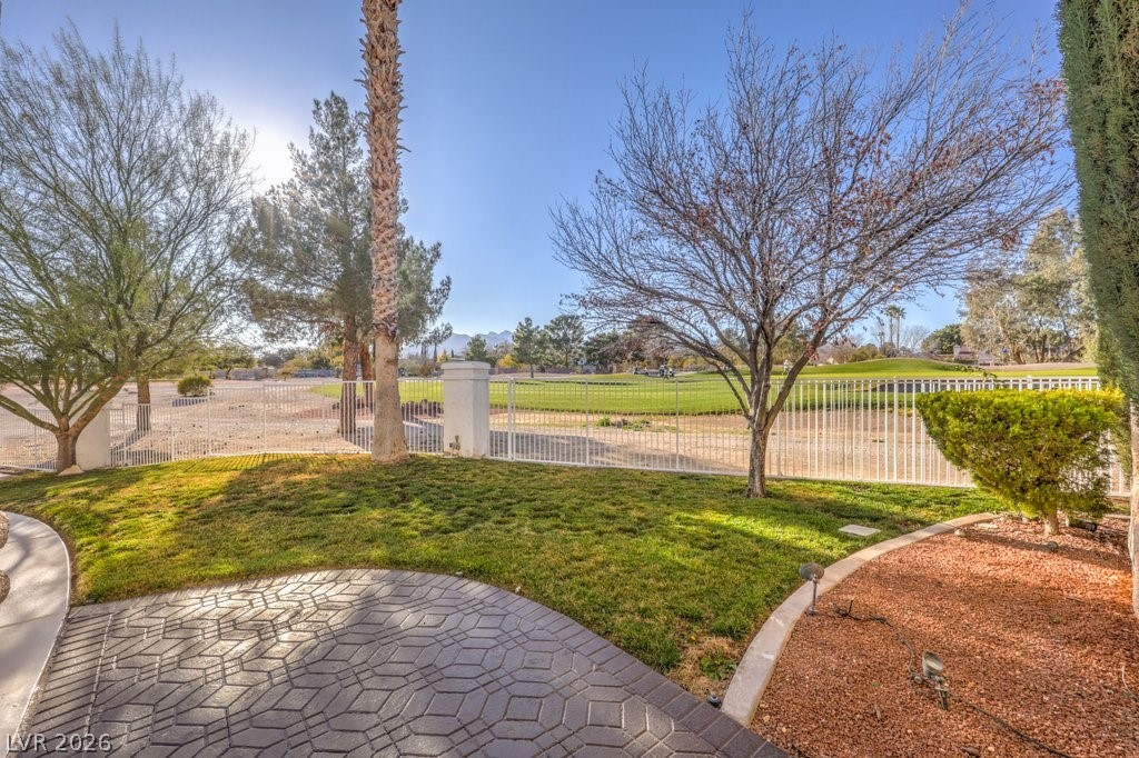 5152 Forest Oaks Drive Las Vegas NV 89149