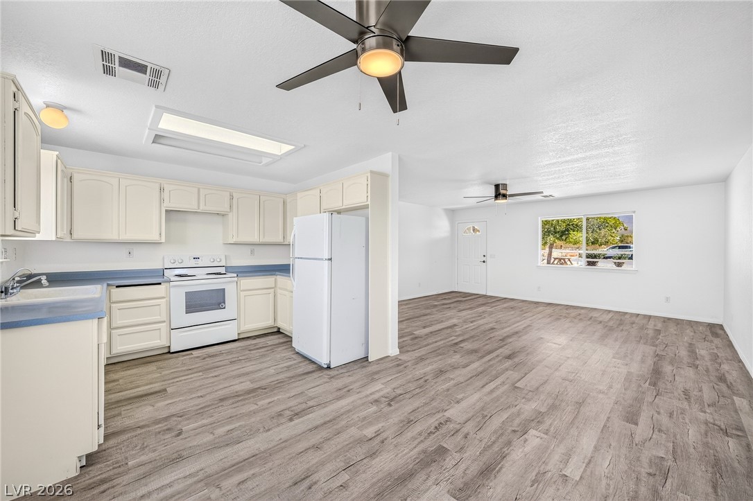 5880 Reno Lane Pahrump NV 89060