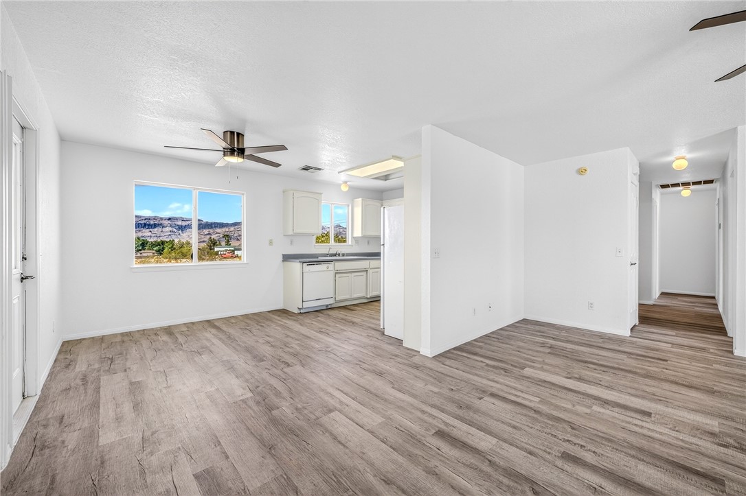 5880 Reno Lane Pahrump NV 89060