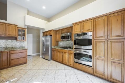 2107 Eaglepath Circle Henderson NV 89074