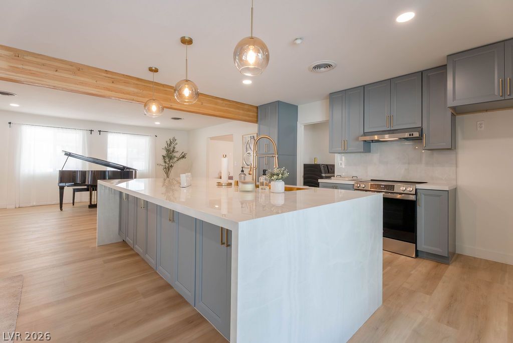2106 West Oakey Boulevard Las Vegas NV 89102