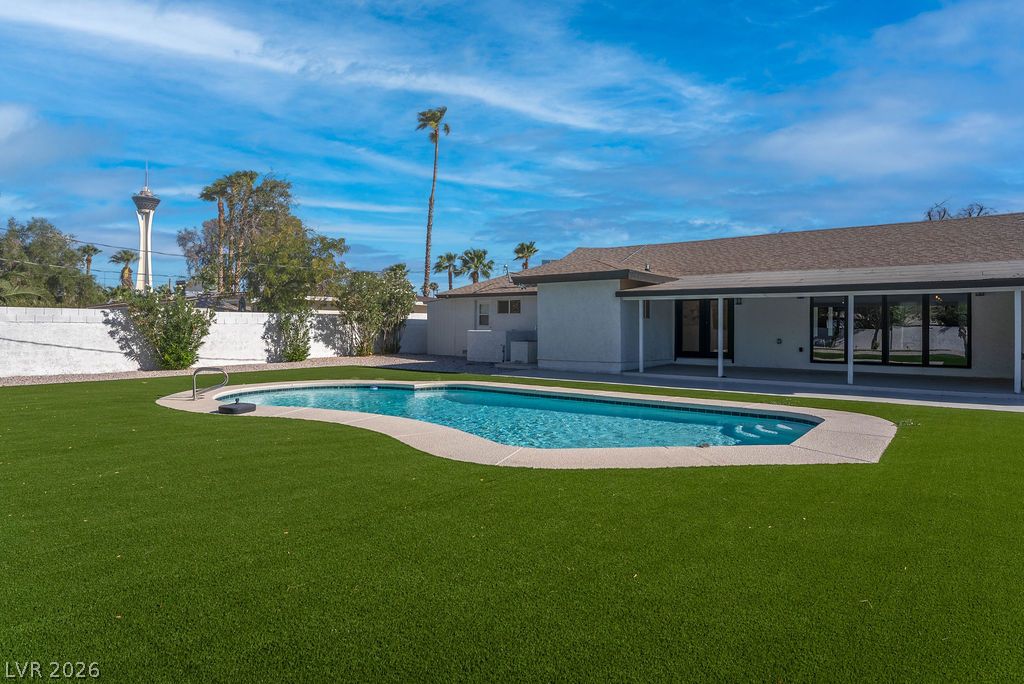 2106 West Oakey Boulevard Las Vegas NV 89102