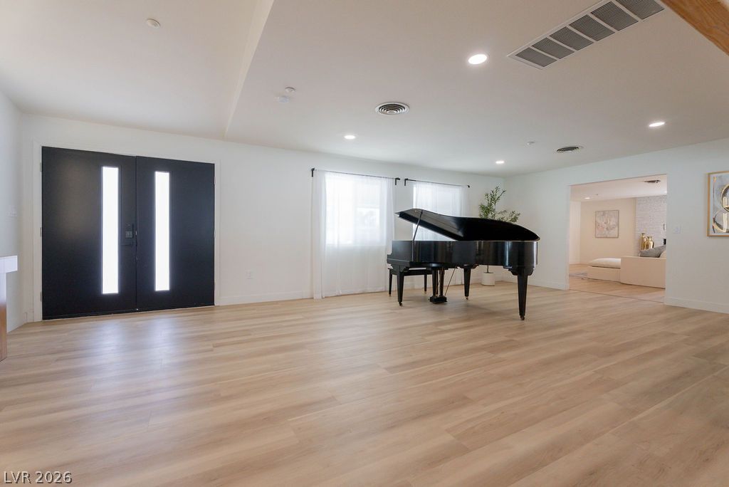 2106 West Oakey Boulevard Las Vegas NV 89102