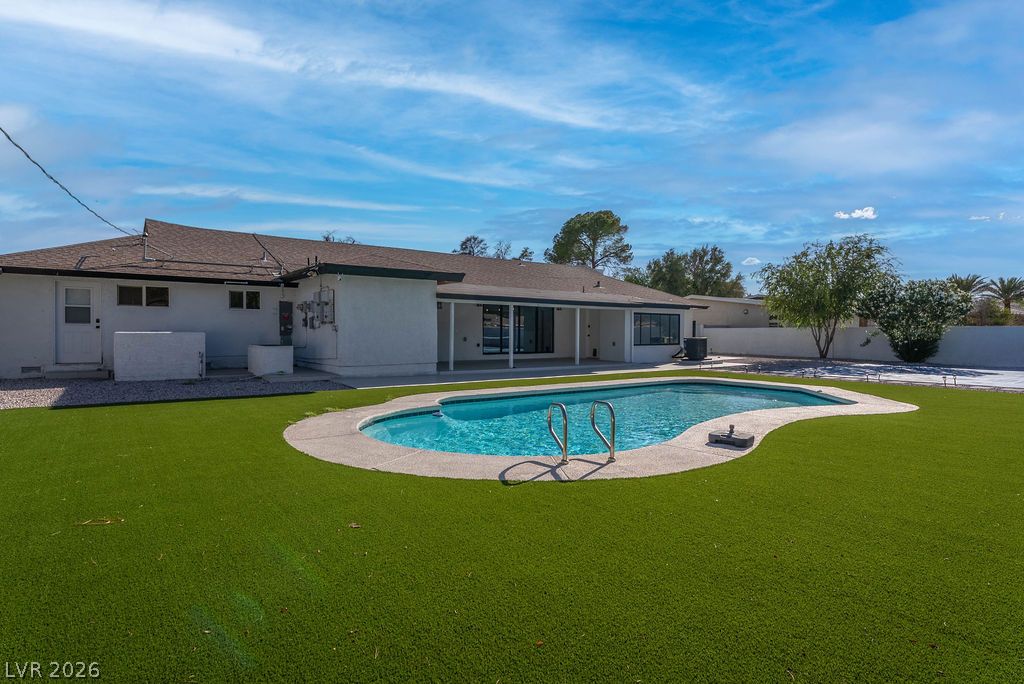 2106 West Oakey Boulevard Las Vegas NV 89102