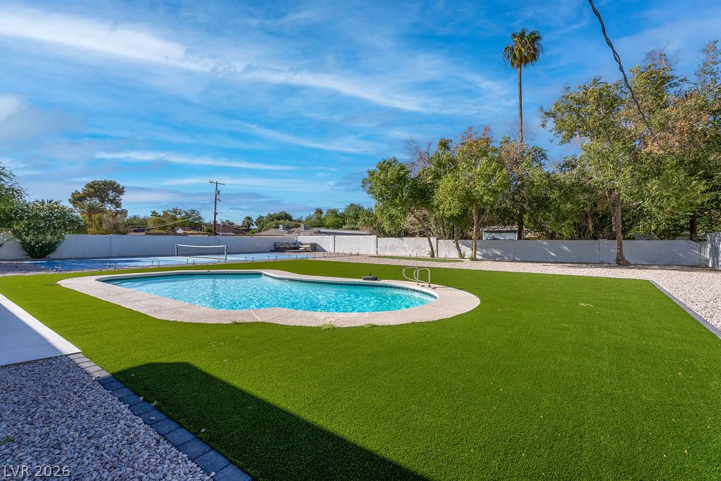 2106 West Oakey Boulevard Las Vegas NV 89102