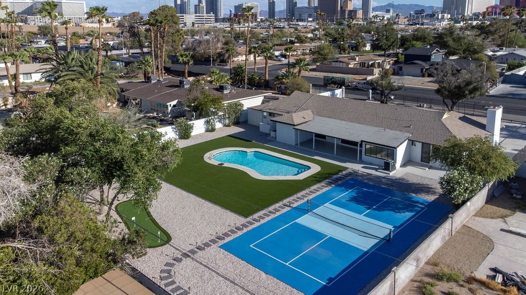 2106 West Oakey Boulevard Las Vegas NV 89102