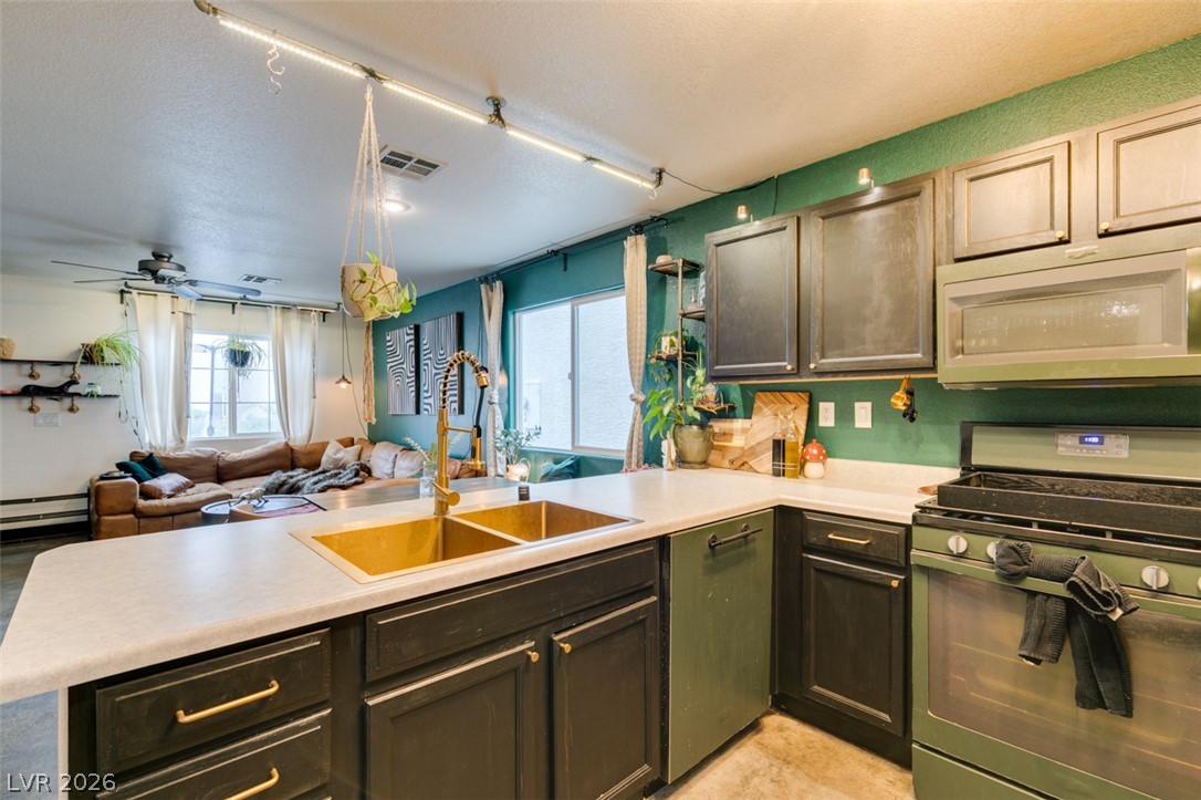 10403 Fancy Fern Street Las Vegas NV 89183