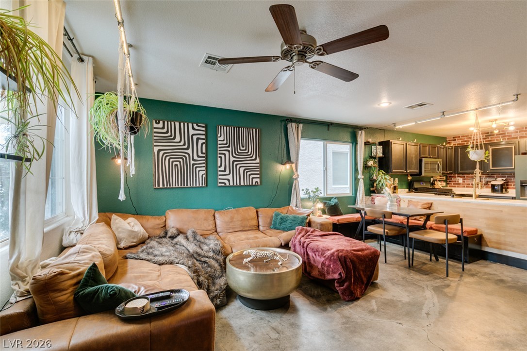 10403 Fancy Fern Street Las Vegas NV 89183