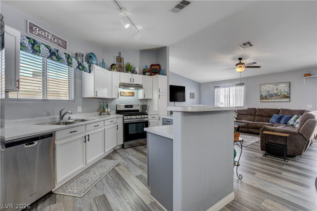 5098 Mascaro Drive Las Vegas NV 89122