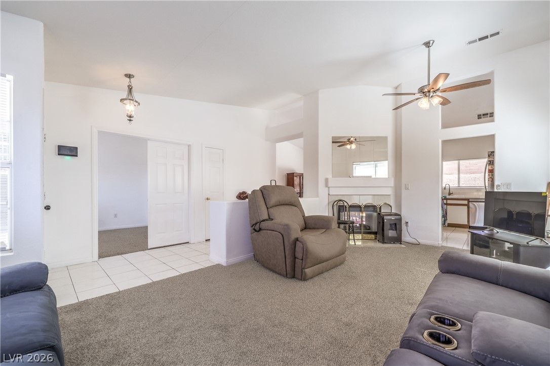 2560 Fort Lauderdale Drive Las Vegas NV 89156