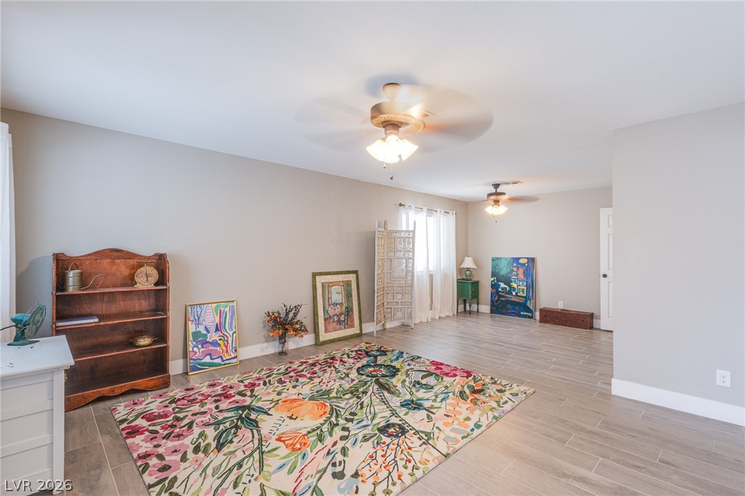 3249 Palmdesert Way Las Vegas NV 89120