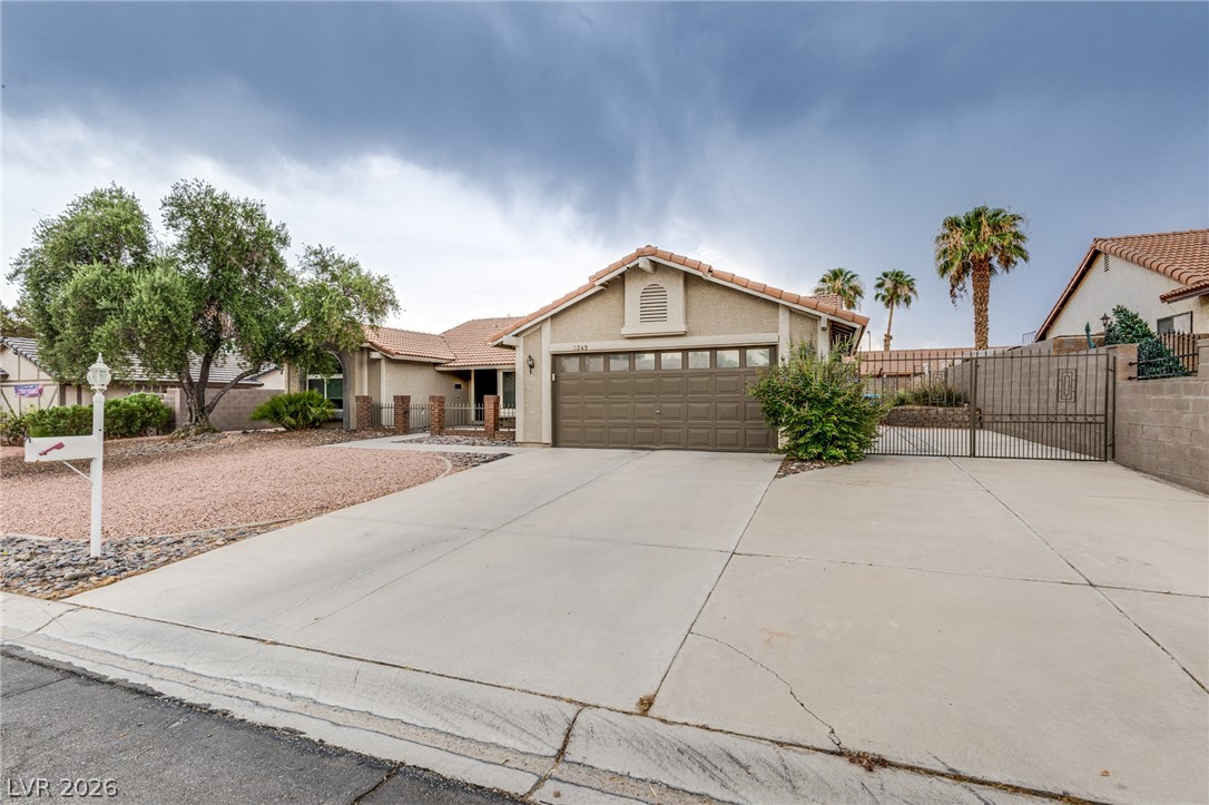 3249 Palmdesert Way Las Vegas NV 89120