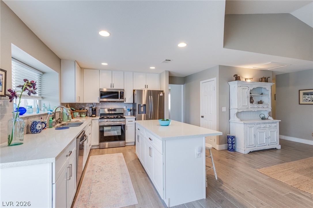 3249 Palmdesert Way Las Vegas NV 89120